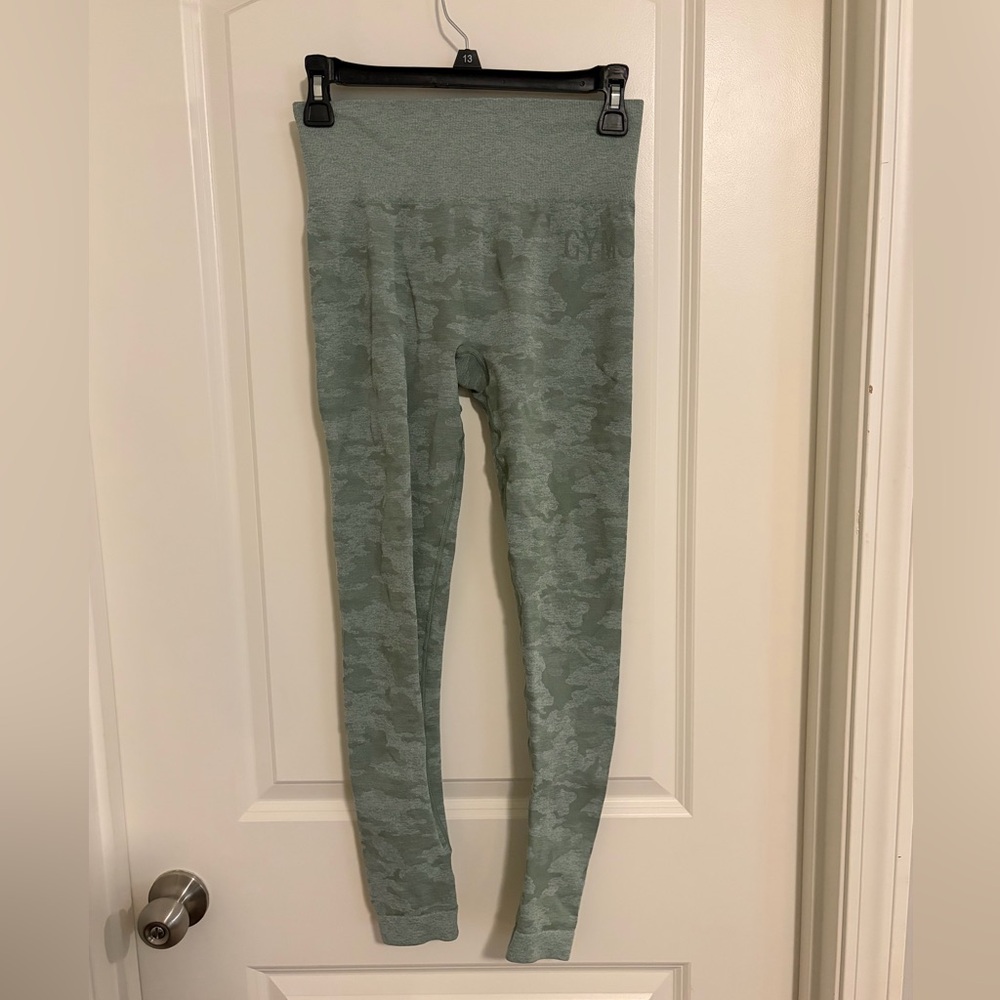 GYMSHARK Green Camo Workout Leggings
